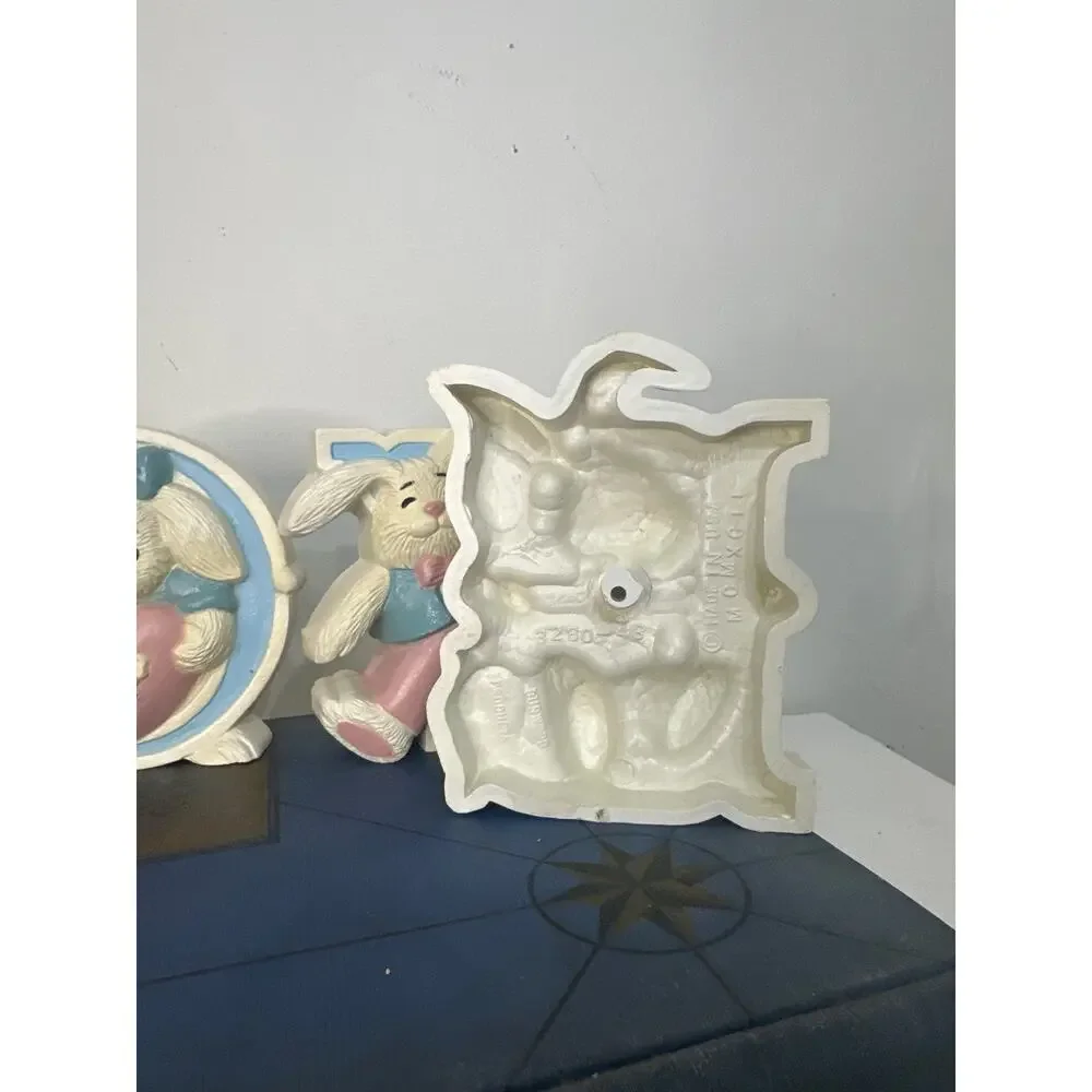 Vintage Burwood Hard Plastic  LOVE Bunnies 1970’s Wall  Decor Nursery Baby Kids